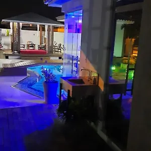  Quarto em Acomodações Particulares Bangalo Brasil